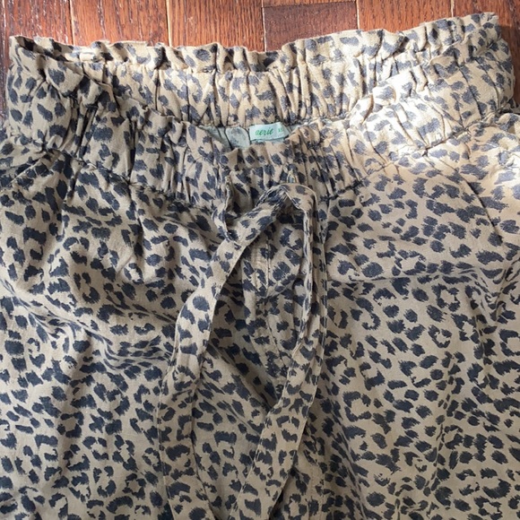 aerie animal print xs jogger - Picture 2 of 2